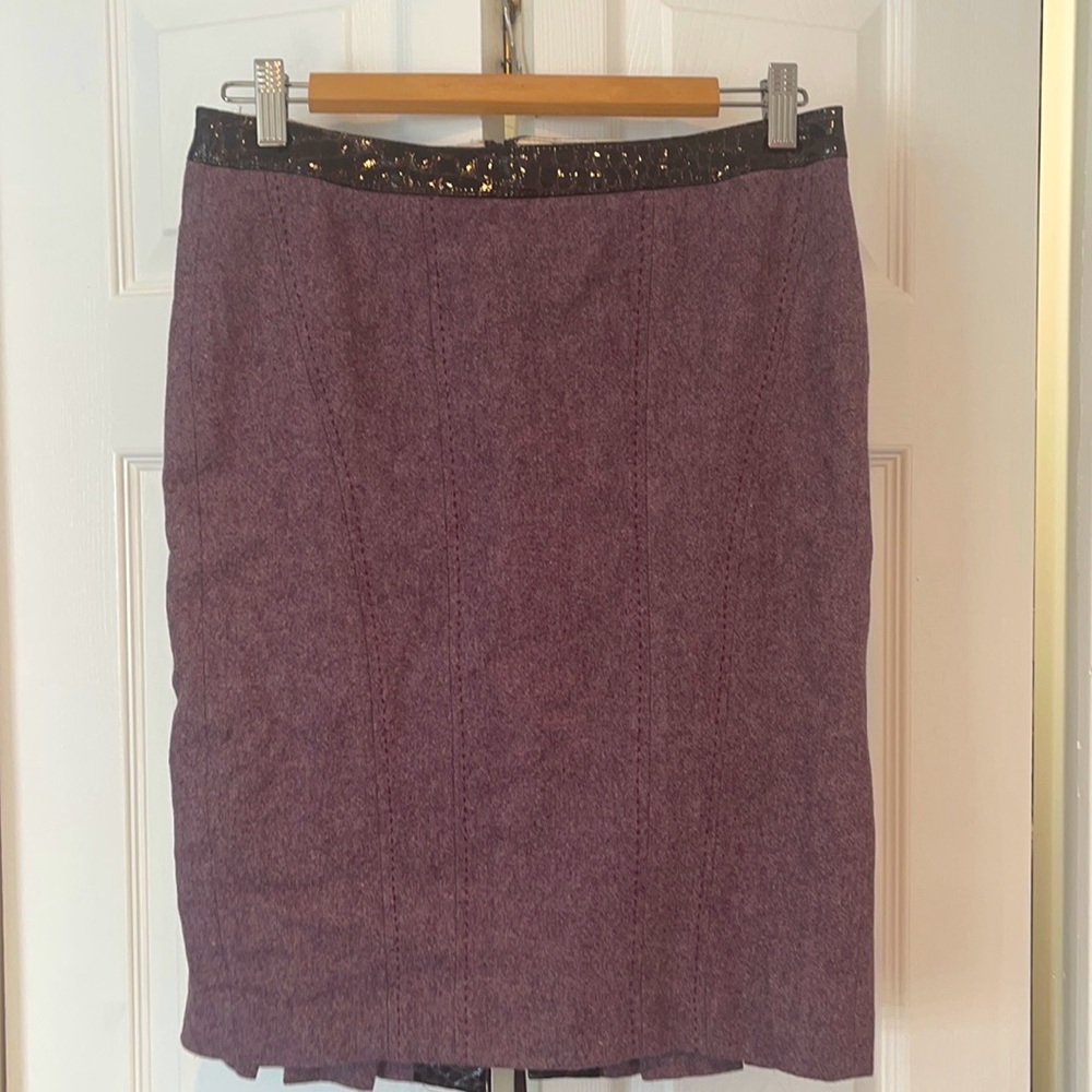 Bebe purple skirt size 6 w/ tiny tear